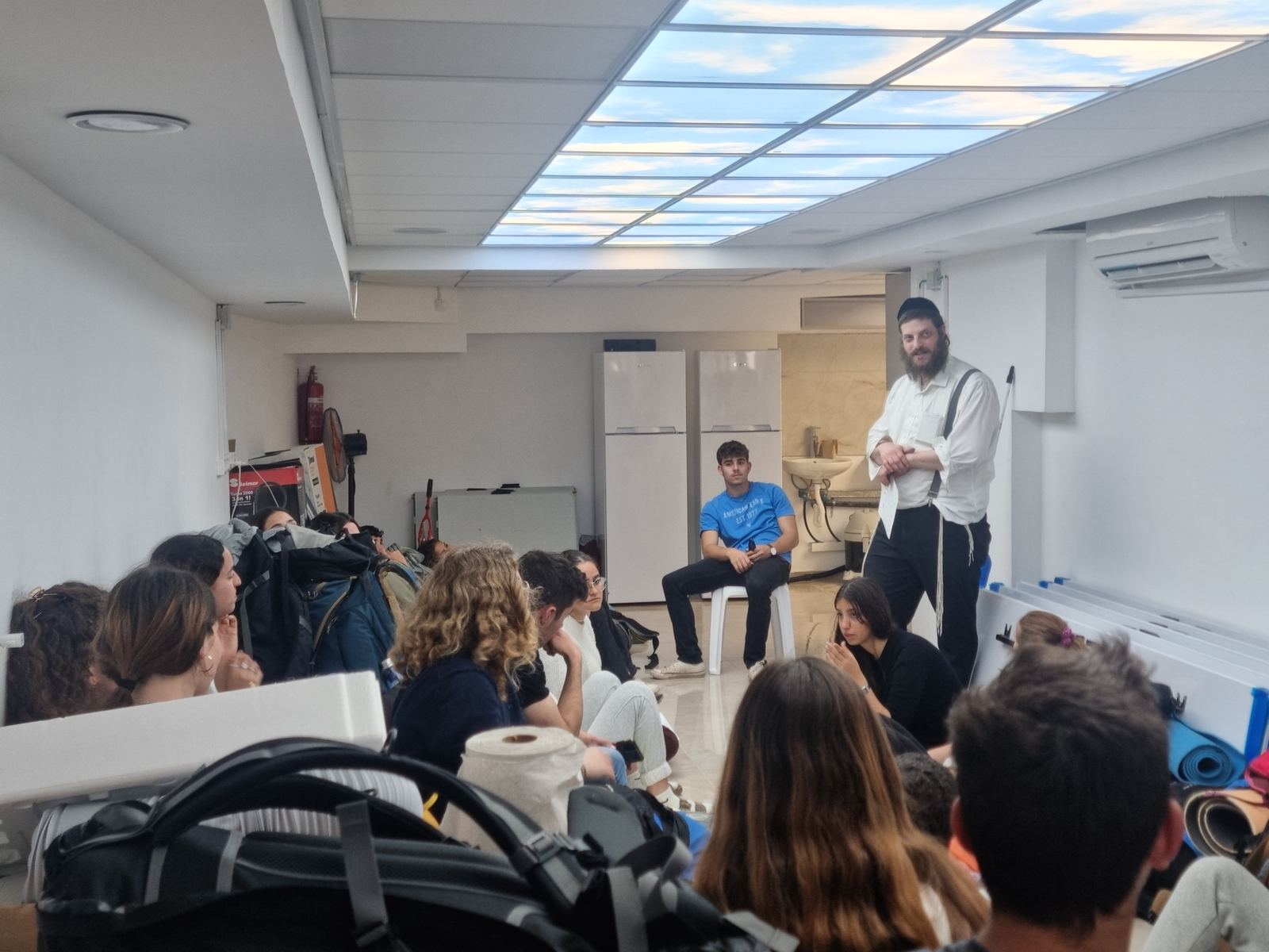 רגע מתוך שבת ומקרבן בבני ברק