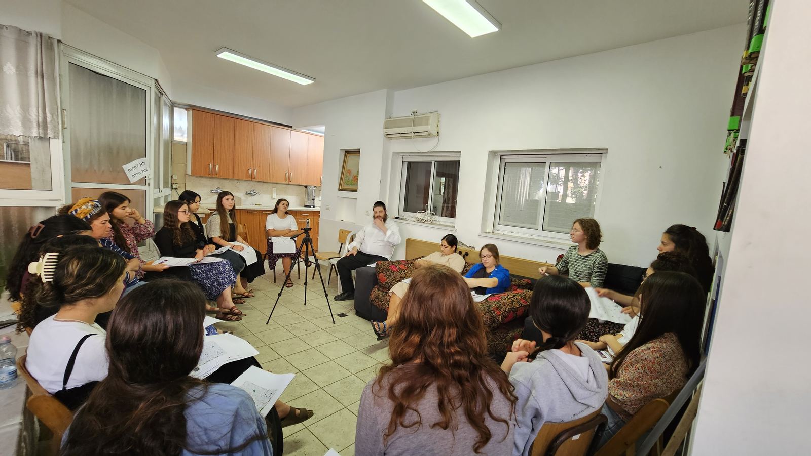 רגע מתוך שבת ומקרבן בבני ברק