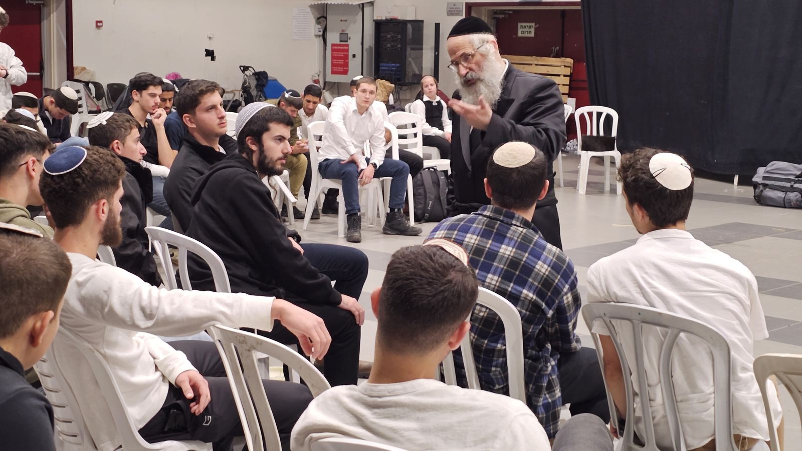 רגע מתוך שבת ומקרבן בבני ברק