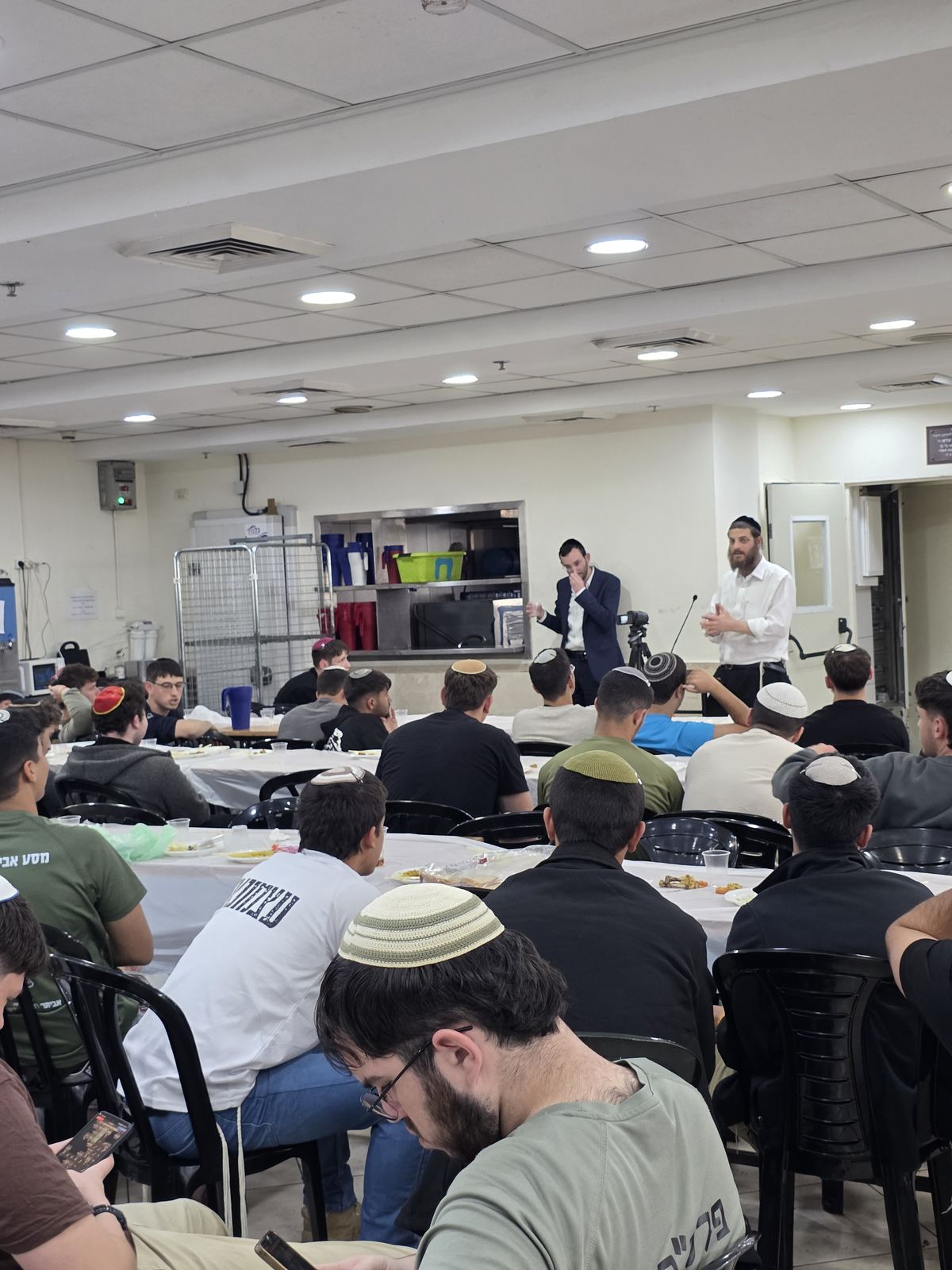רגע מתוך שבת ומקרבן בבני ברק